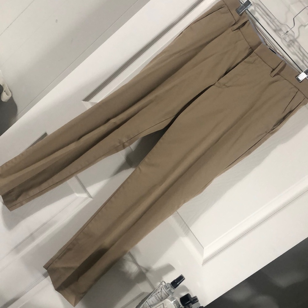 Men’s khakis